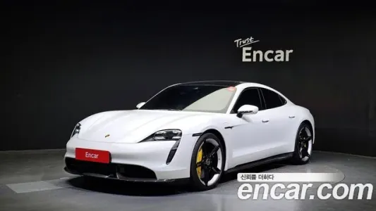 Porsche Taycan, 2021