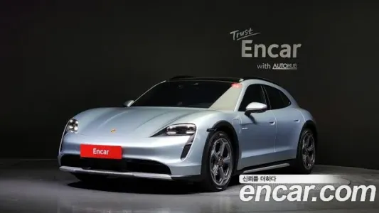 Porsche Taycan, 2022