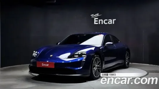 Porsche Taycan, 2022