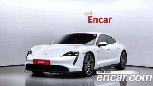 Porsche Taycan, 2022