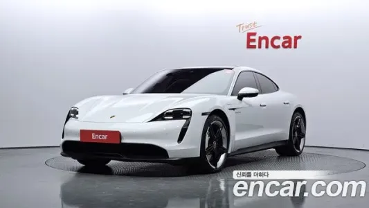 Porsche Taycan, 2023