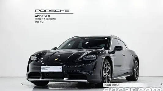 Porsche Taycan, 2023