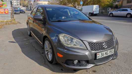 Suzuki Kizashi, Бензин, 2012