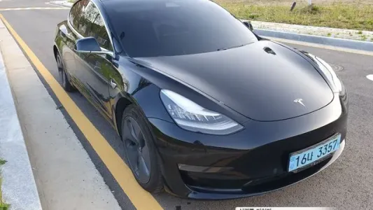 Tesla Model 3, 2019