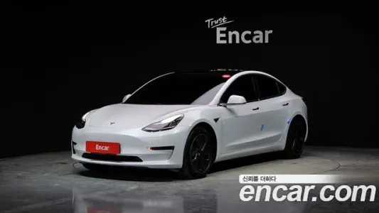 Tesla Model 3, 2020