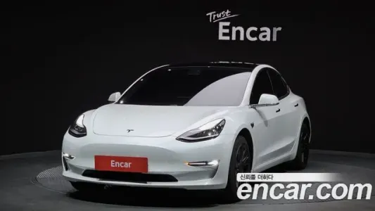 Tesla Model 3, 2020