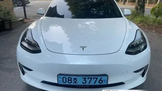 Tesla Model 3, 2020