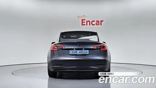 Tesla Model 3, 2020