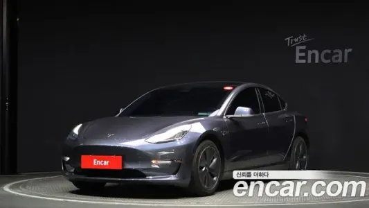 Tesla Model 3, 2020