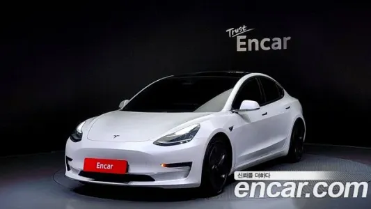 Tesla Model 3, 2020