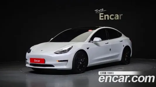 Tesla Model 3, 2020