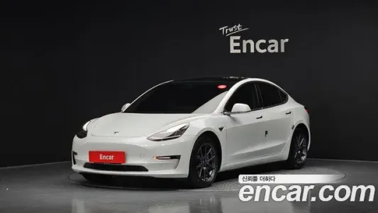 Tesla Model 3, 2020