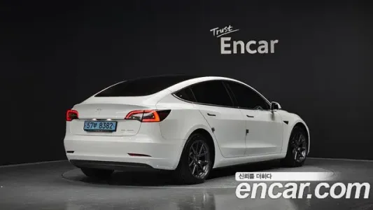 Tesla Model 3, 2020