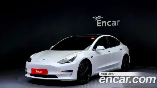 Tesla Model 3, 2020