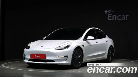 Tesla Model 3, 2021