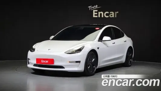 Tesla Model 3, 2022