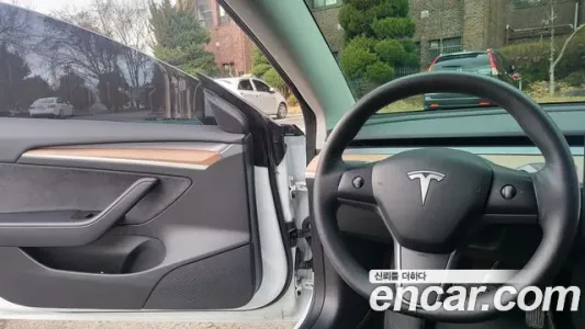 Tesla Model 3, 2022