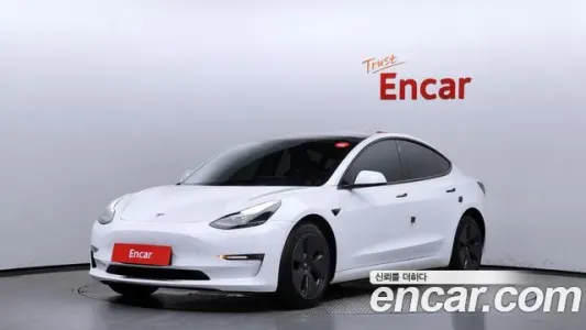 Tesla Model 3, 2022