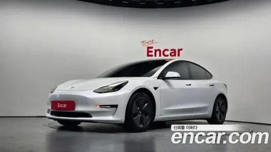 Tesla Model 3, 2022