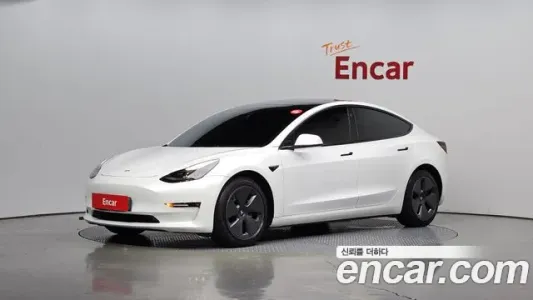 Tesla Model 3, 2022