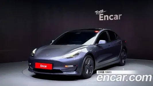 Tesla Model 3, 2022