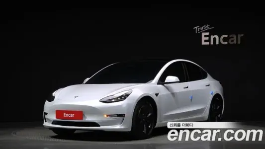 Tesla Model 3, 2022