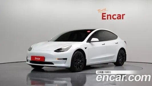 Tesla Model 3, 2022