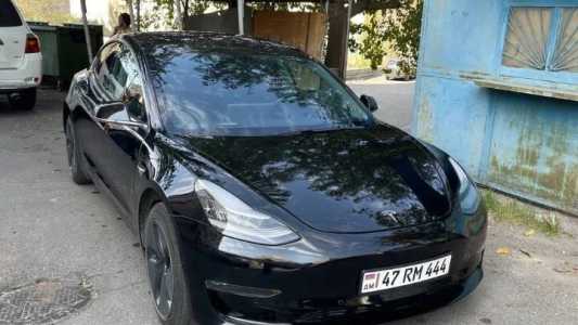 Tesla Model 3, Электро, 2018