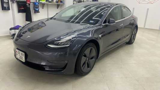 Tesla Model 3, Электро, 2018