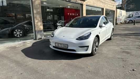 Tesla Model 3, Электро, 2019