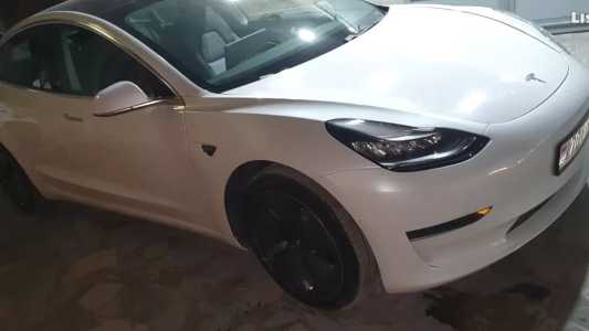 Tesla Model 3, Электро, 2019