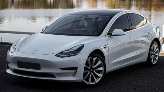 Tesla Model 3, Электро, 2019