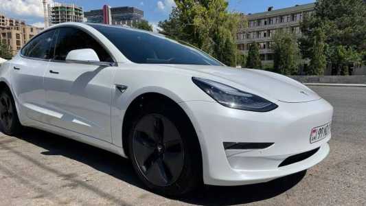 Tesla Model 3, Электро, 2019