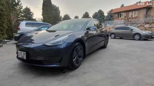 Tesla Model 3, Электро, 2020