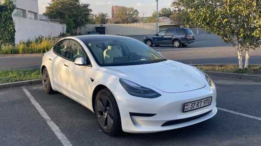 Tesla Model 3, Электро, 2022