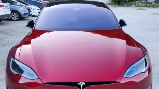 Tesla Model S, 2023