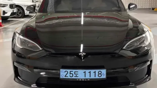 Tesla Model S, 2023