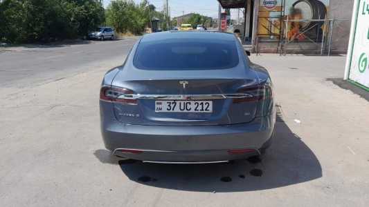 Tesla Model S, Электро, 2013