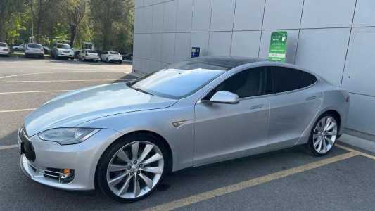 Tesla Model S, Электро, 2013