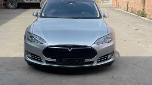 Tesla Model S, Электро, 2014