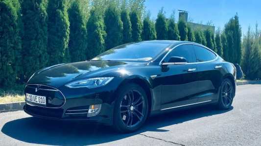 Tesla Model S, Электро, 2014