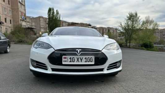 Tesla Model S, Электро, 2014