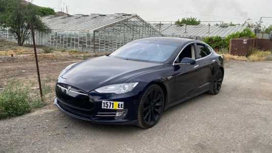 Tesla Model S, Электро, 2014