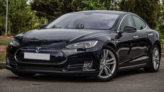 Tesla Model S, Электро, 2014