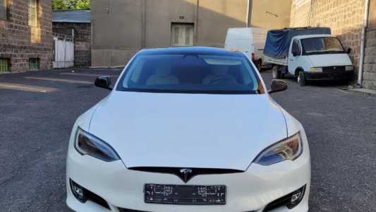 Tesla Model S, Электро, 2017