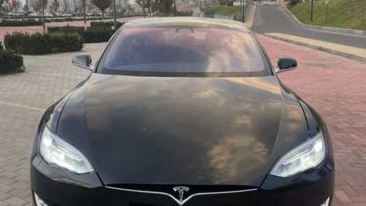 Tesla Model S, Электро, 2018