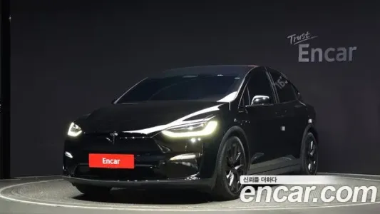 Tesla Model X, 2023