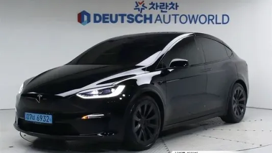 Tesla Model X, 2023