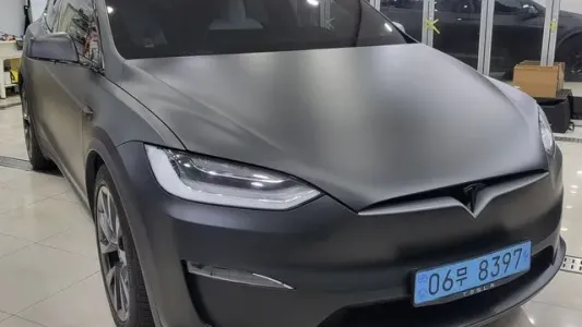 Tesla Model X, 2023