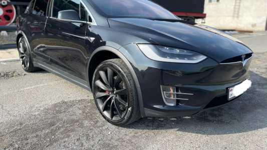 Tesla Model X, Электро, 2017